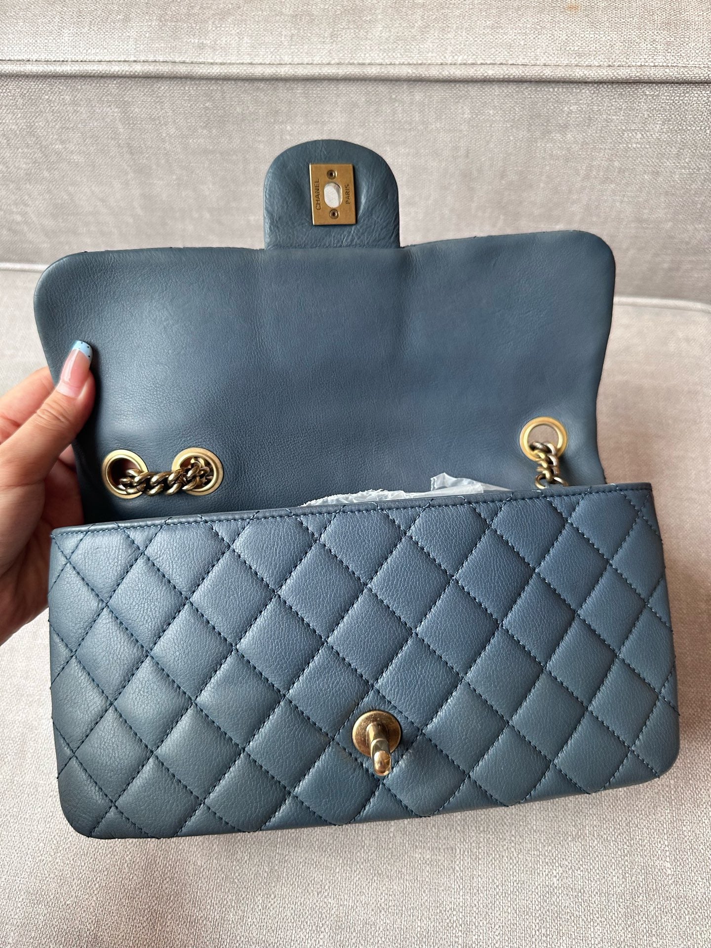 Chanel - Classic Flap - Leather - Blue - (small)