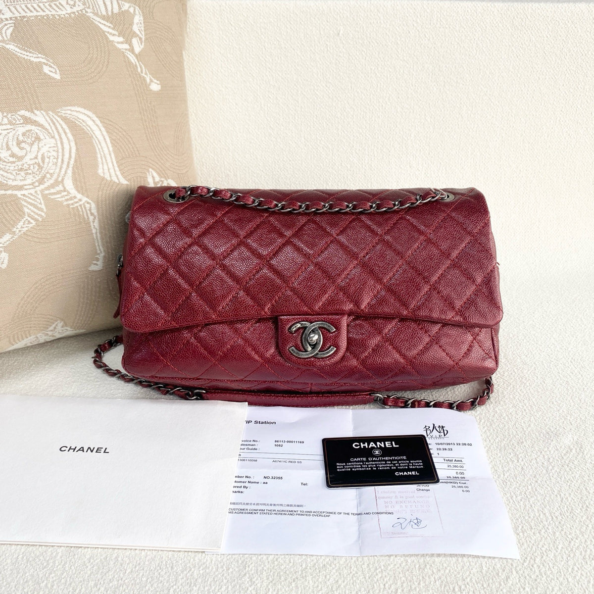 Chanel - Classic Flap - Leather - Burgundy - (large)