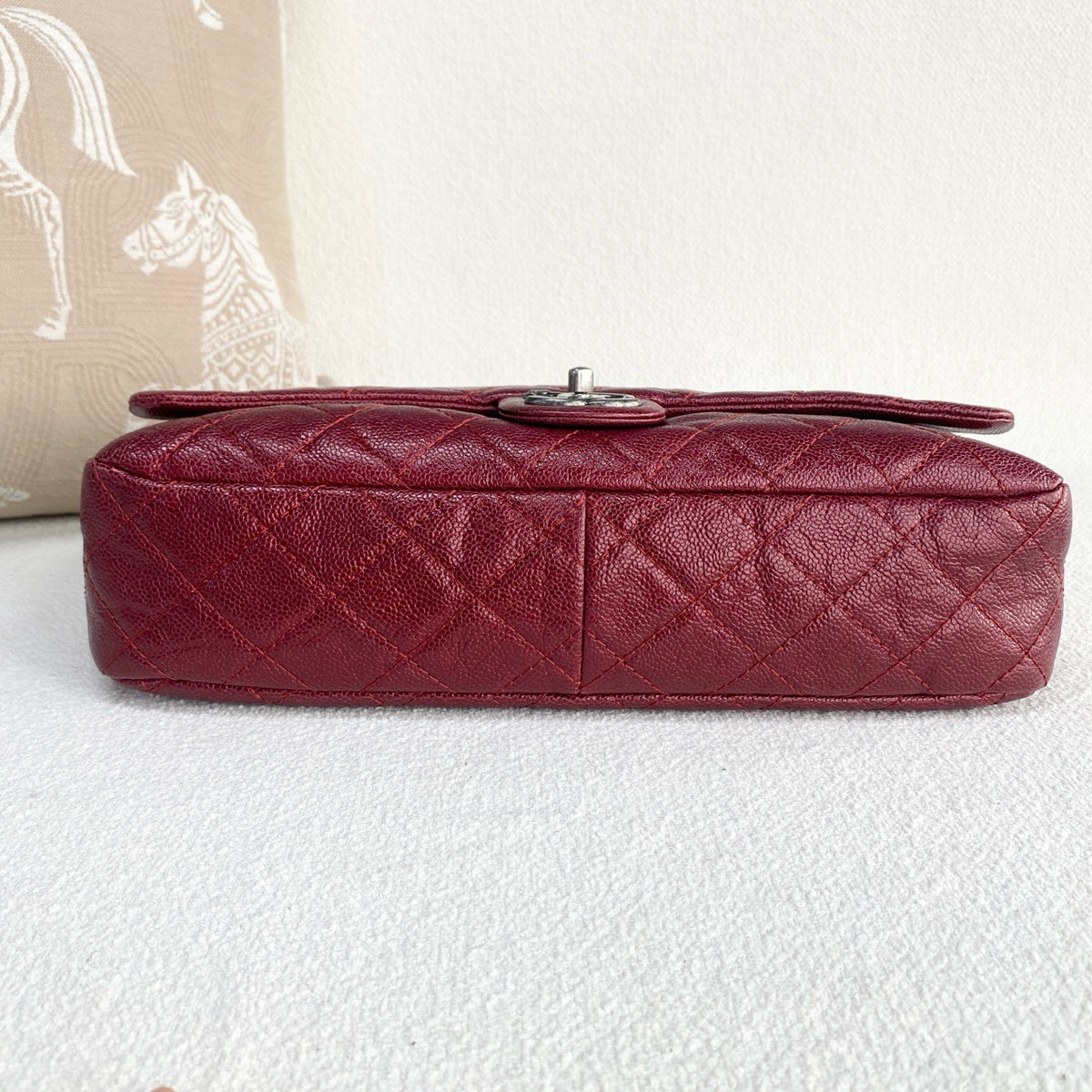 Chanel - Classic Flap - Leather - Burgundy - (large)