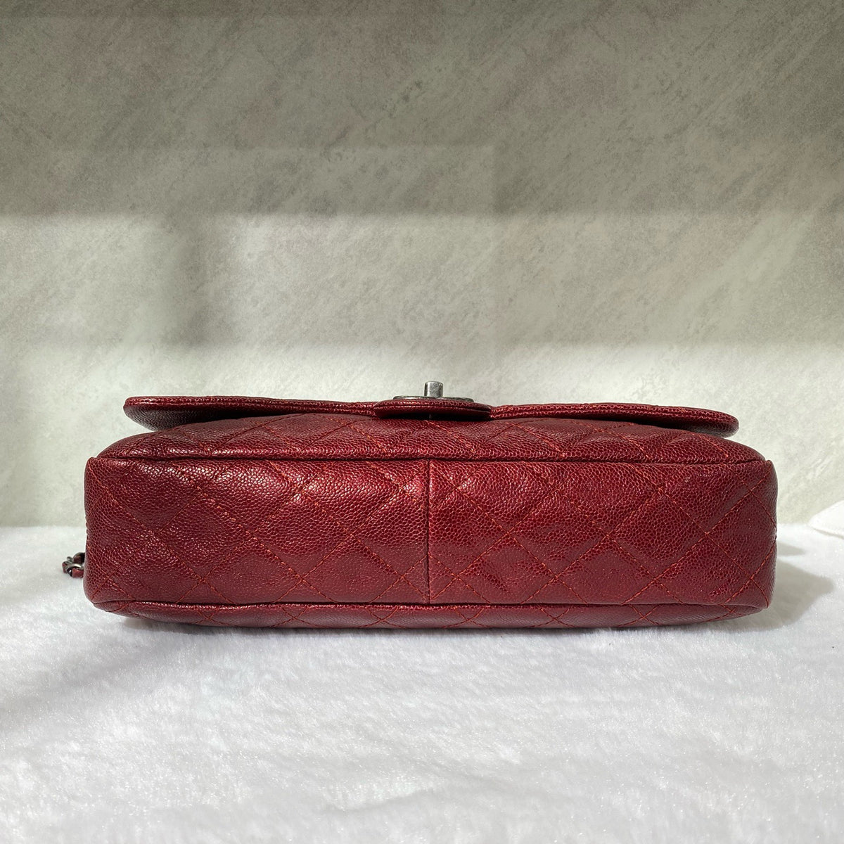 Chanel - Classic Flap - Leather - Burgundy - (large)