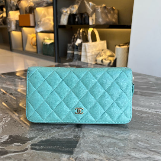 Chanel - Classic Flap - Leather - Green - (One Size)