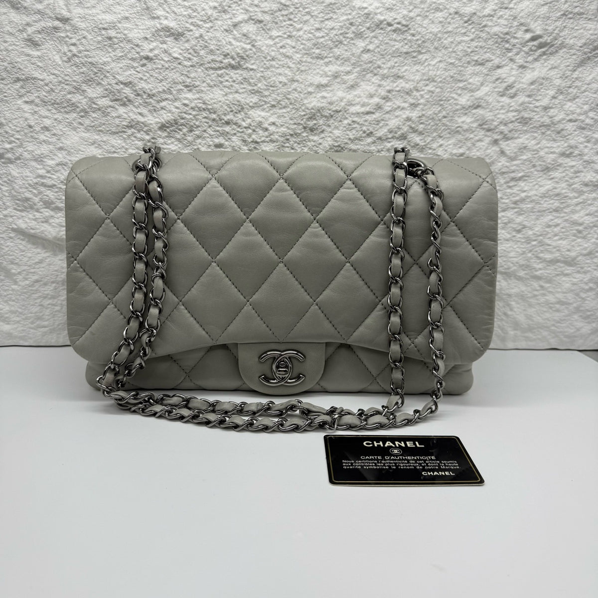 Chanel - Classic Flap - Leather - Grey