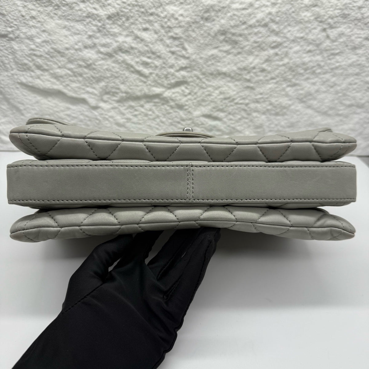 Chanel - Classic Flap - Leather - Grey