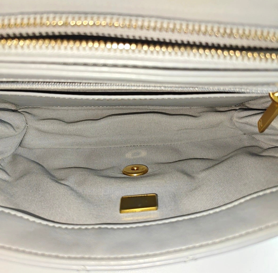 Chanel - Classic Flap - Leather - Grey