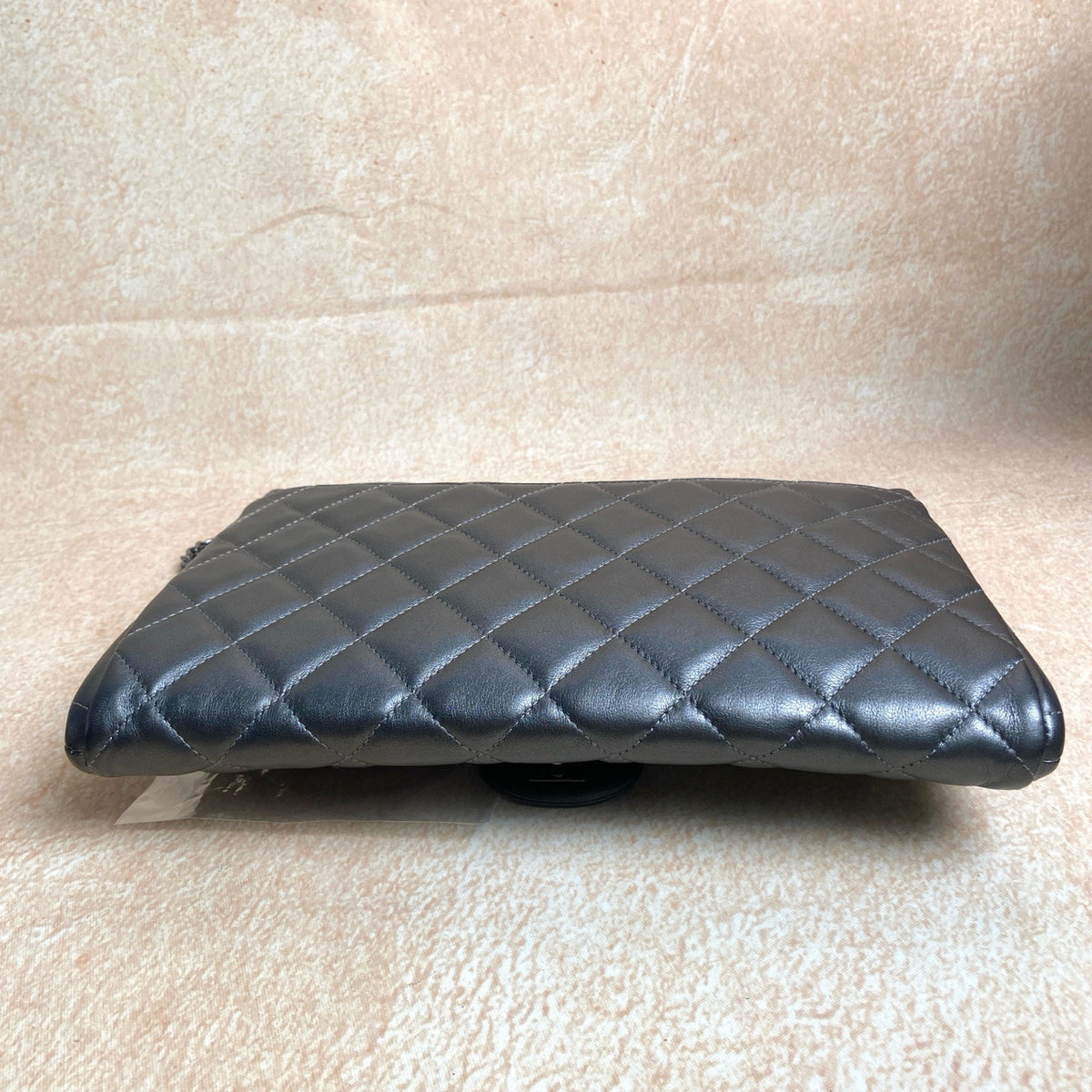 Chanel - Classic Flap - Leather - Grey - (medium)