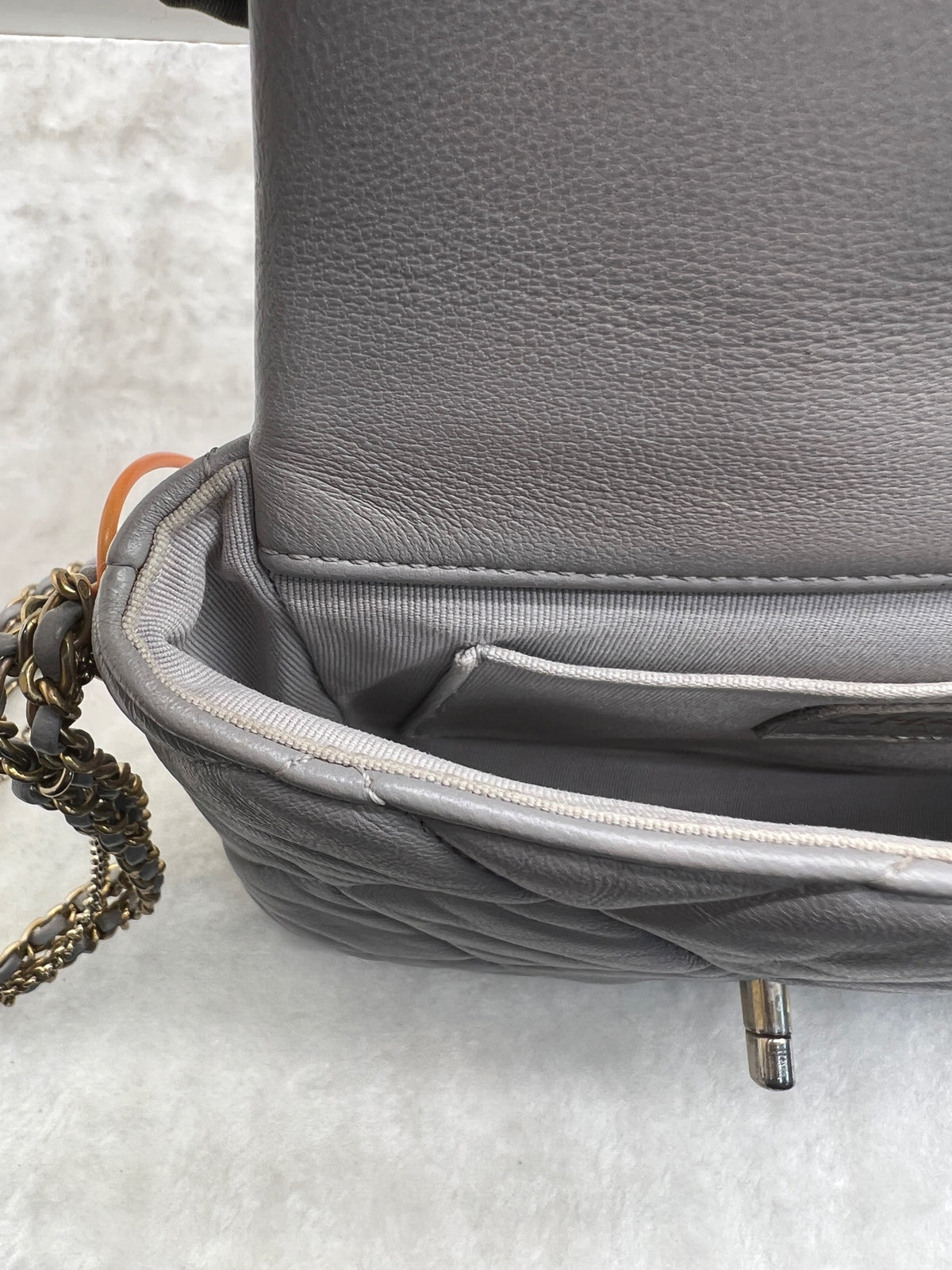 Chanel - Classic Flap - Leather - Grey - (mini)
