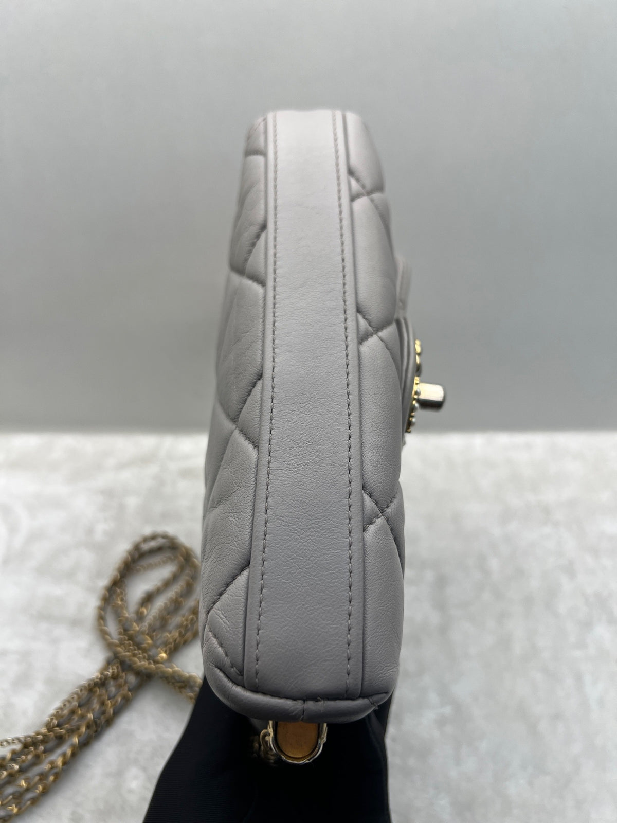 Chanel - Classic Flap - Leather - Grey - (mini)