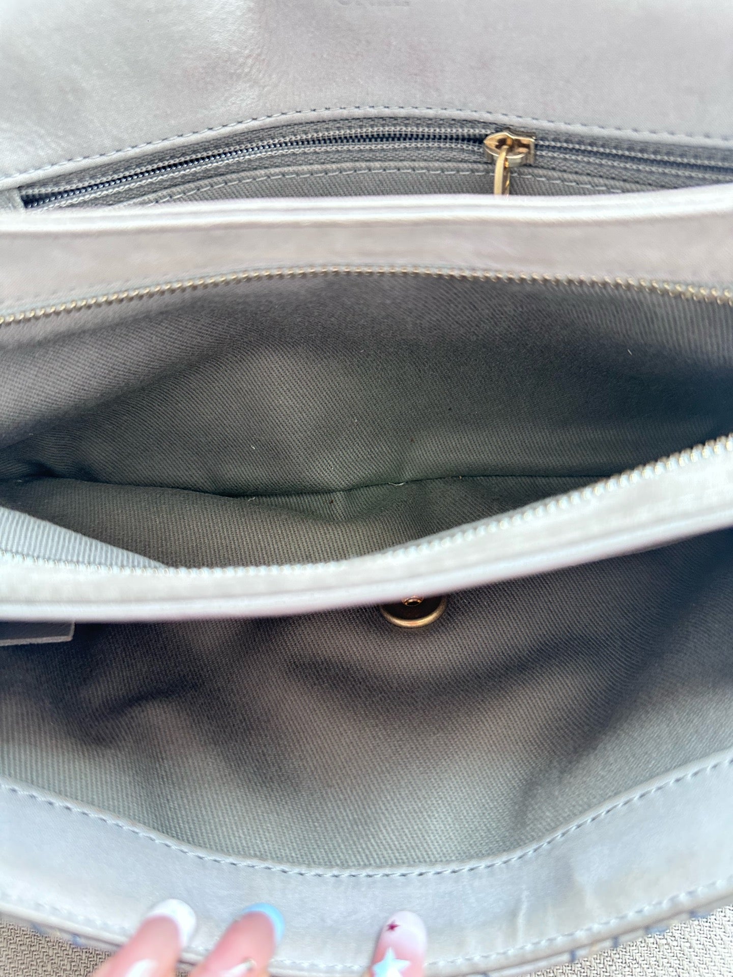 Chanel - Classic Flap - Leather - Grey - (small)