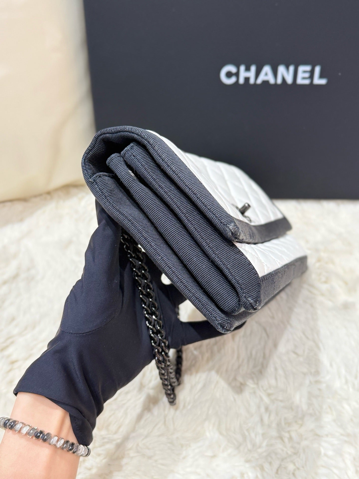 Chanel - Classic Flap - Leather - Multicolour - (small)