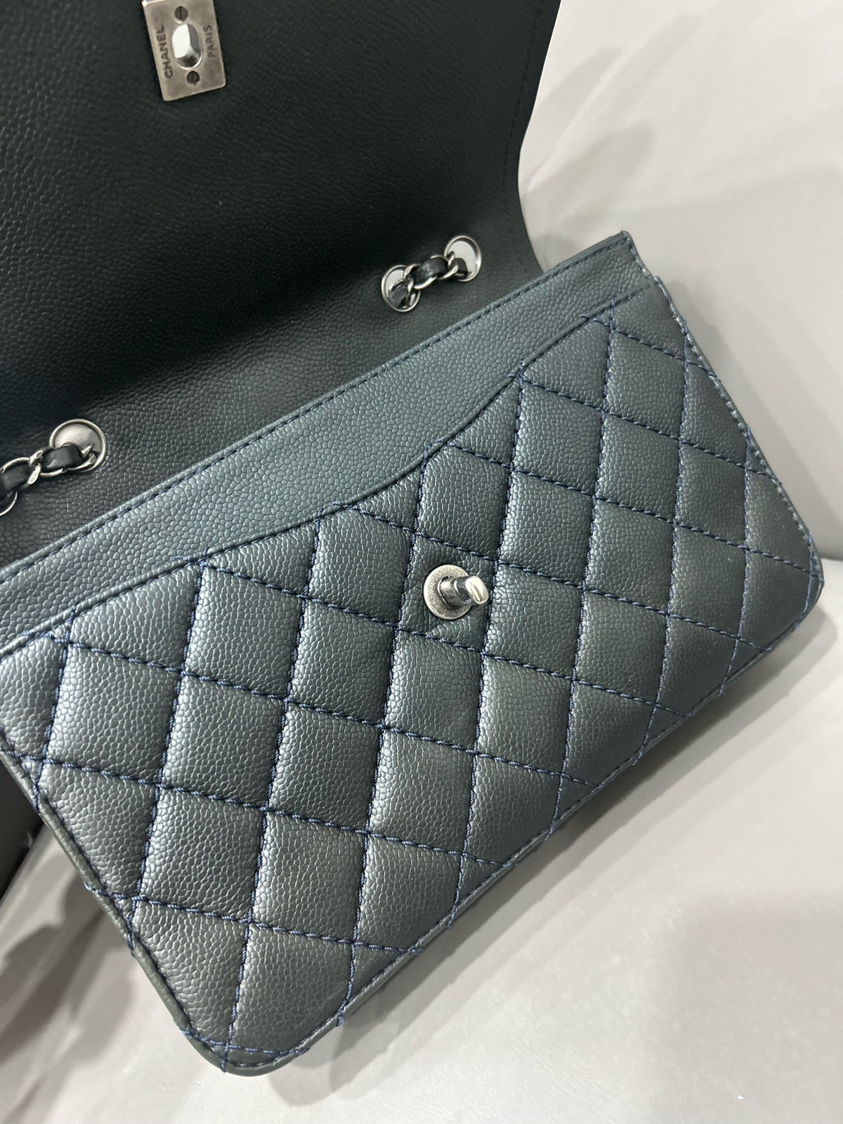 Chanel - Classic Flap - Leather - Navy
