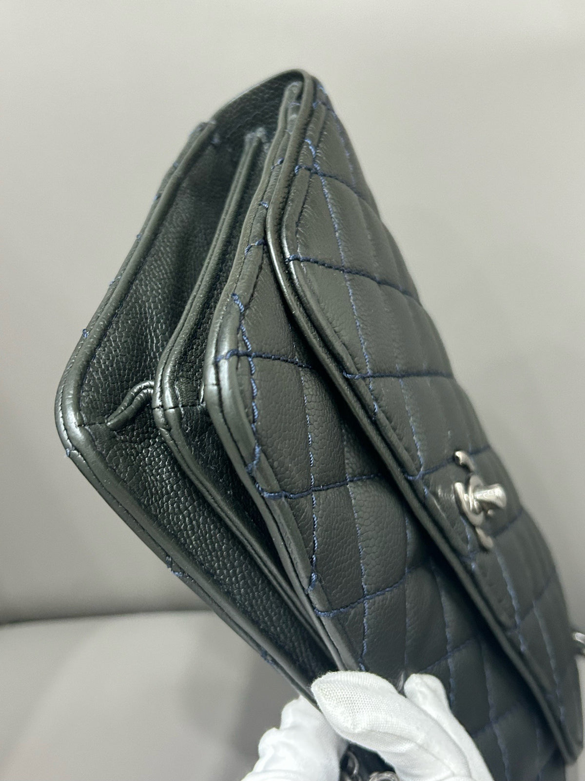 Chanel - Classic Flap - Leather - Navy