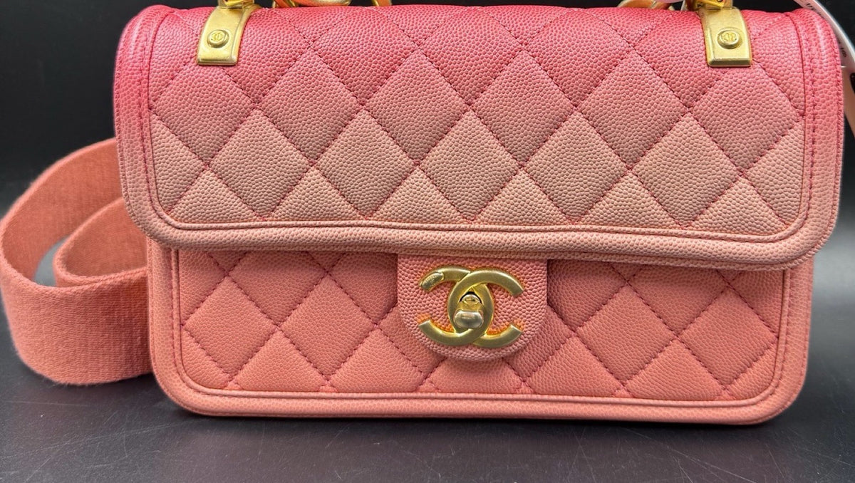 Chanel - Classic Flap - Leather - Pink