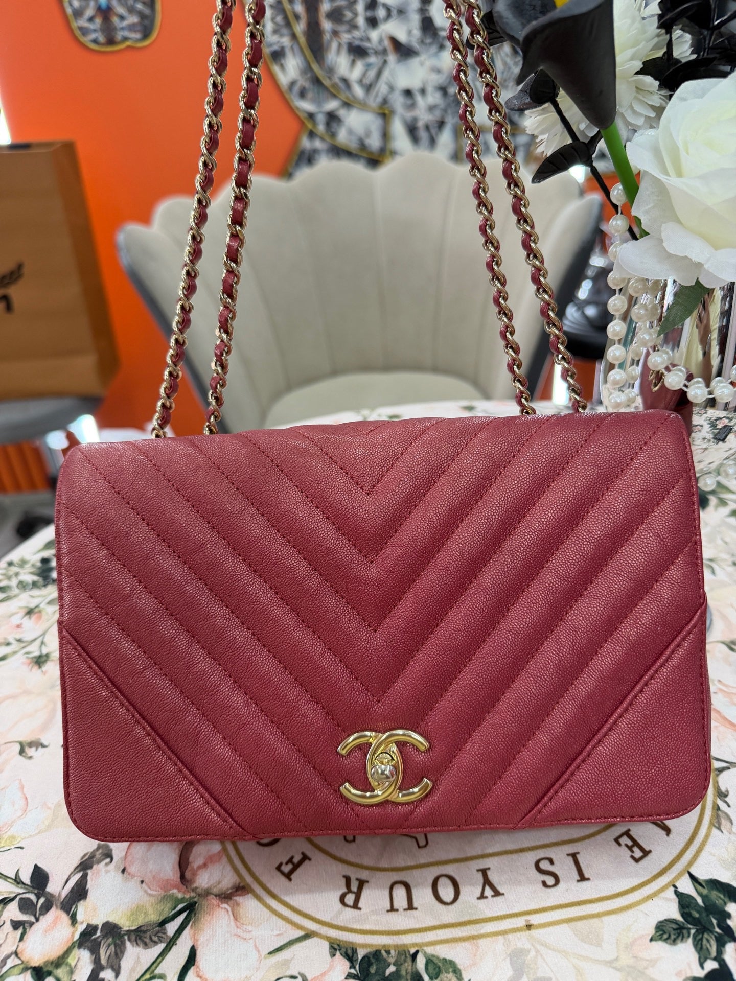 Chanel - Classic Flap - Leather - Pink - (medium)