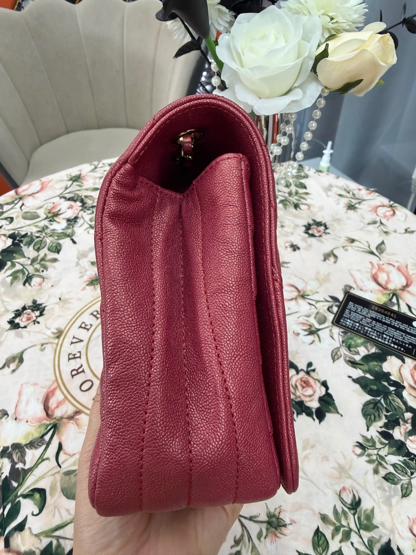 Chanel - Classic Flap - Leather - Pink - (medium)