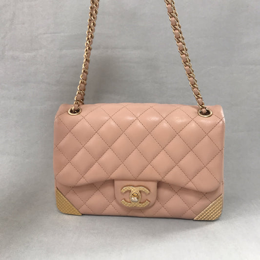 Chanel - Classic Flap - Leather - Pink - (mini)