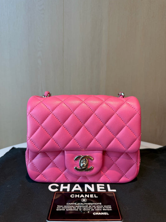 Chanel - Classic Flap - Leather - Pink - (mini)