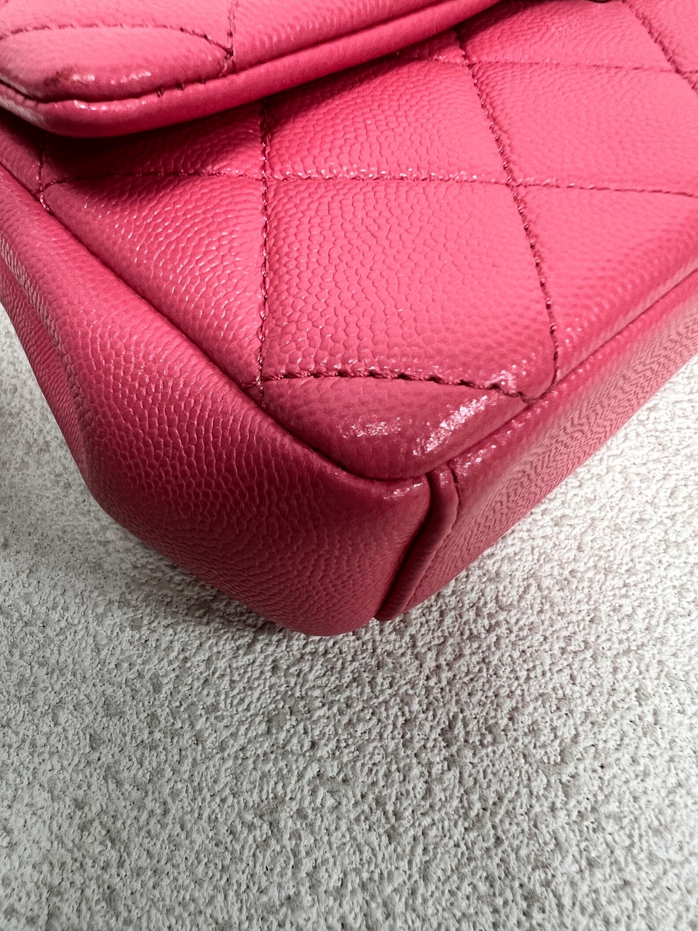 Chanel - Classic Flap - Leather - Pink - (mini)