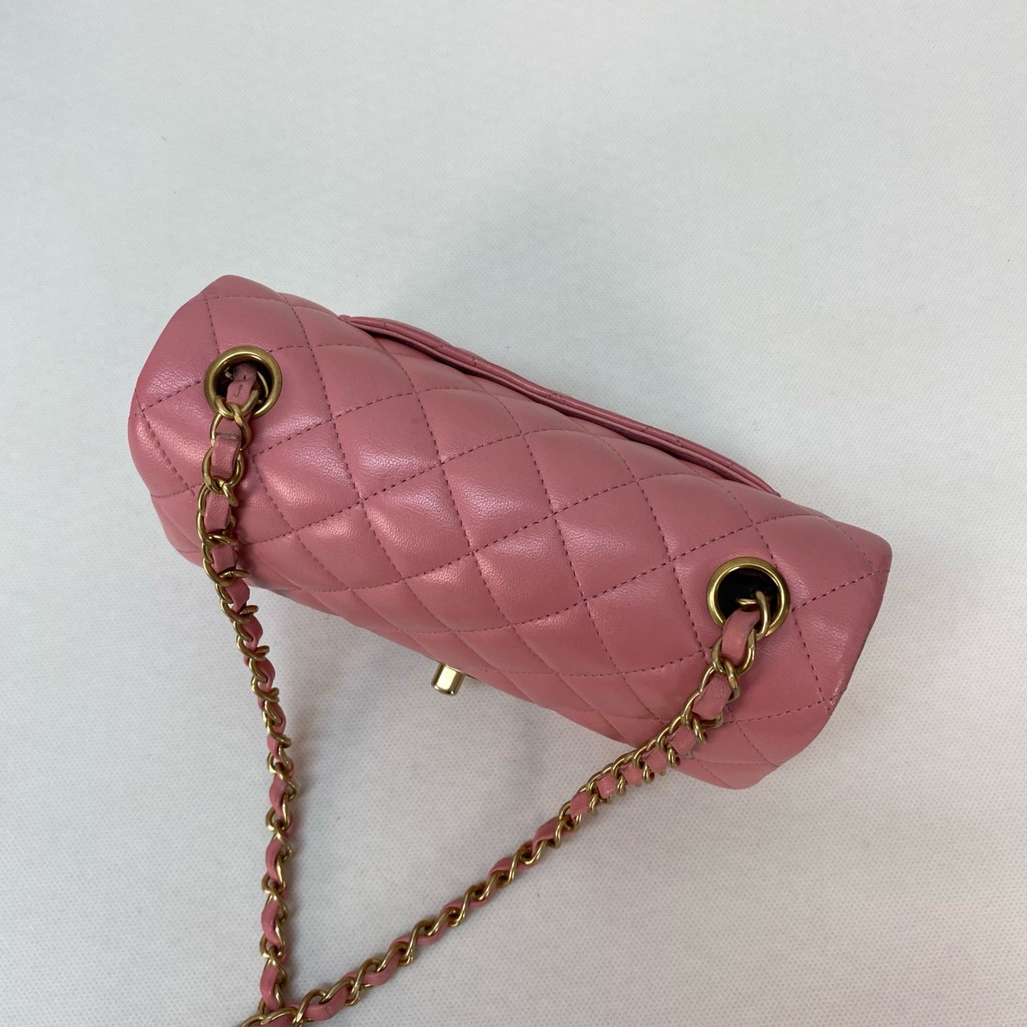 Chanel - Classic Flap - Leather - Pink - (mini)
