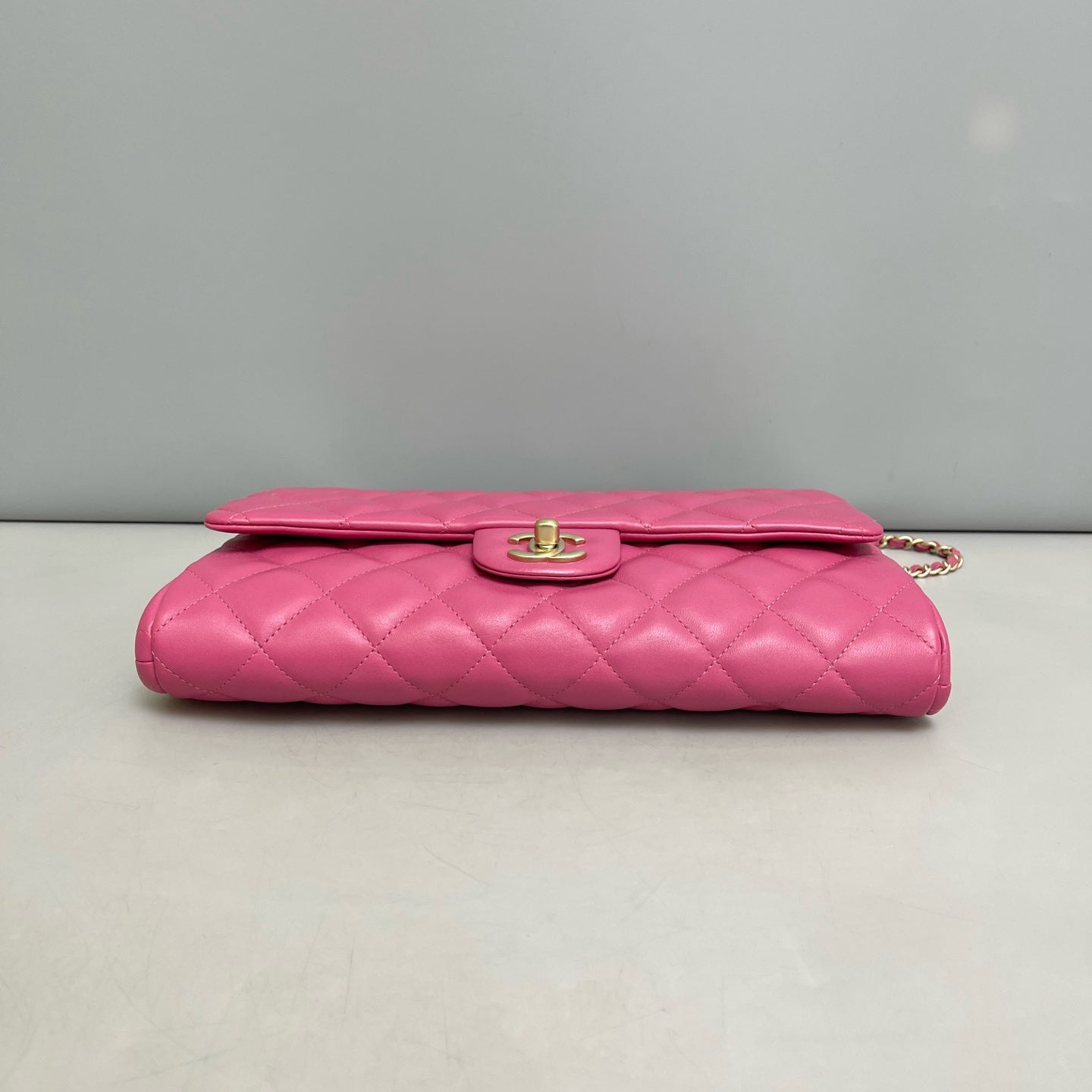 Chanel - Classic Flap - Leather - Pink - (mini)