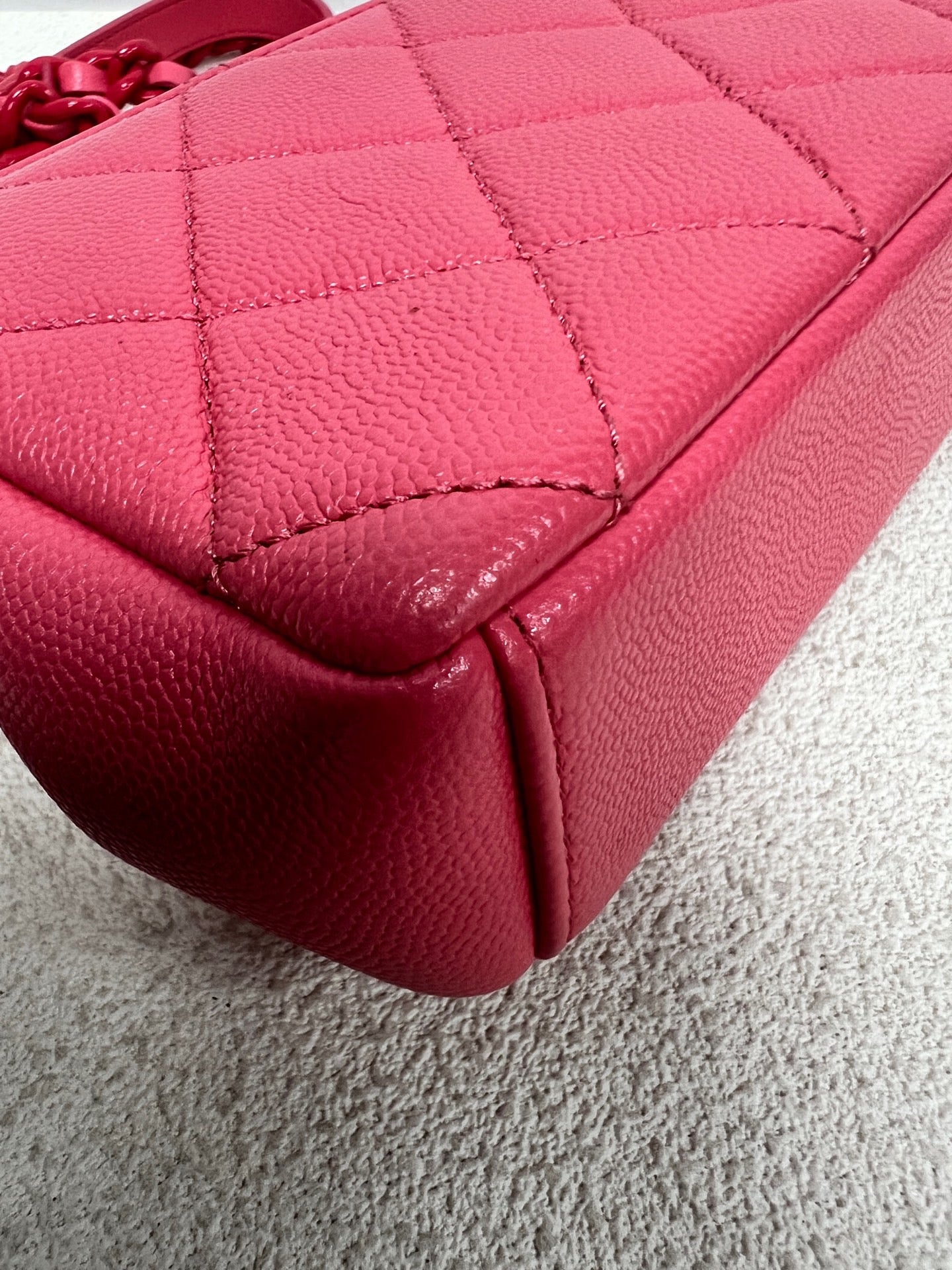 Chanel - Classic Flap - Leather - Pink - (mini)