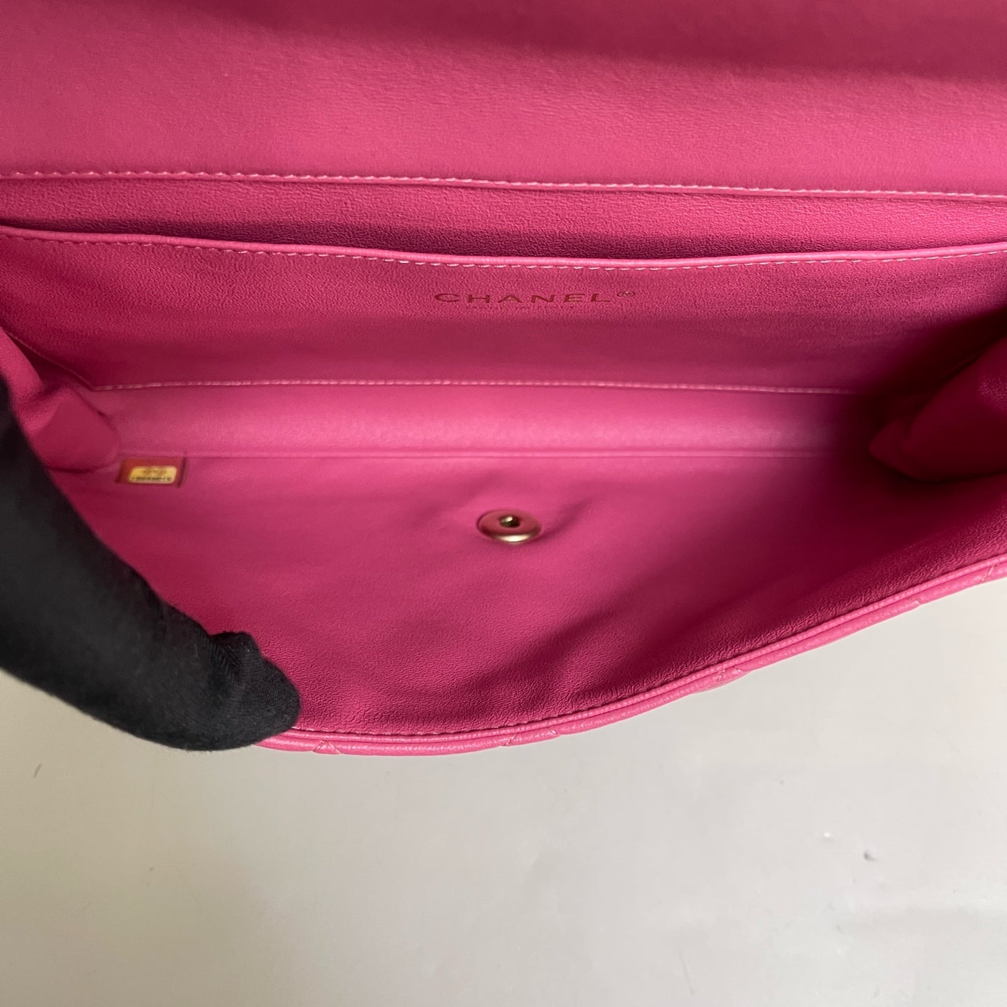 Chanel - Classic Flap - Leather - Pink - (mini)
