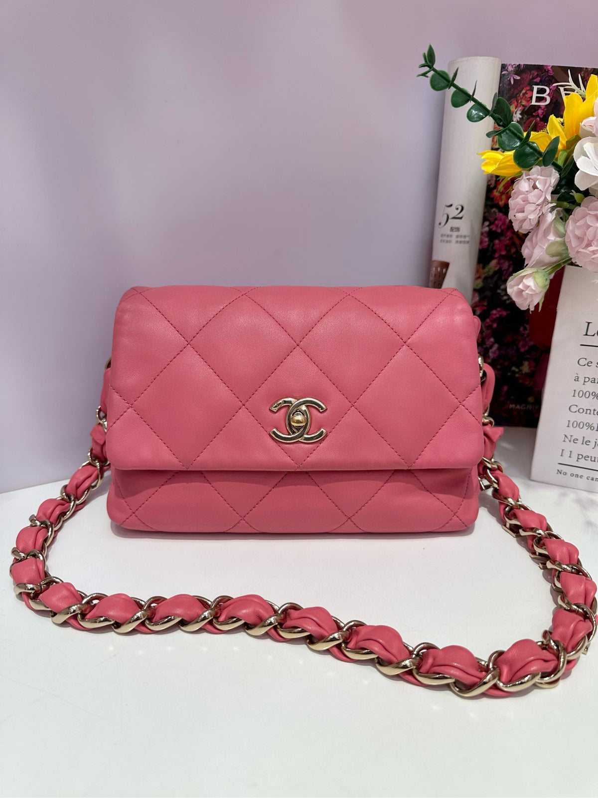 Chanel - Classic Flap - Leather - Pink - (small)