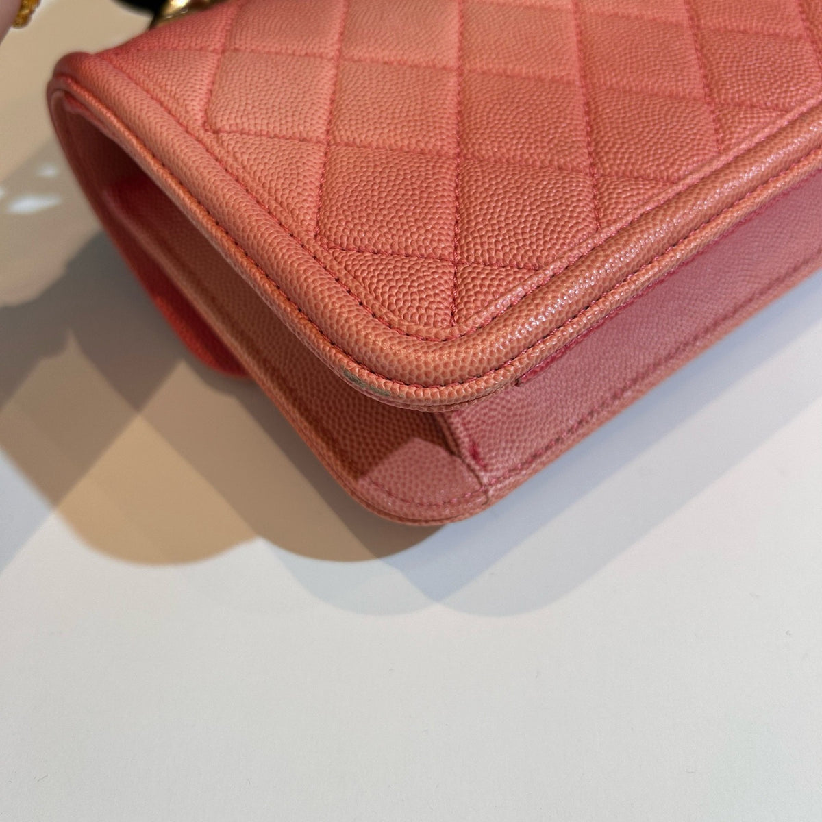 Chanel - Classic Flap - Leather - Pink - (small)