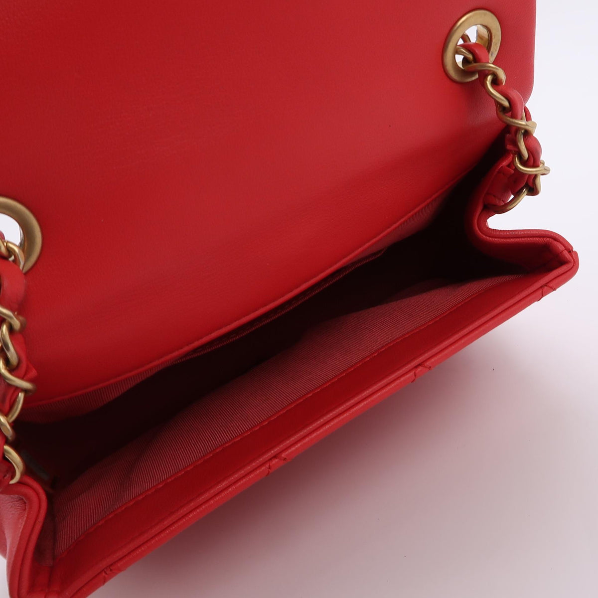 Chanel - Classic Flap - Leather - Red