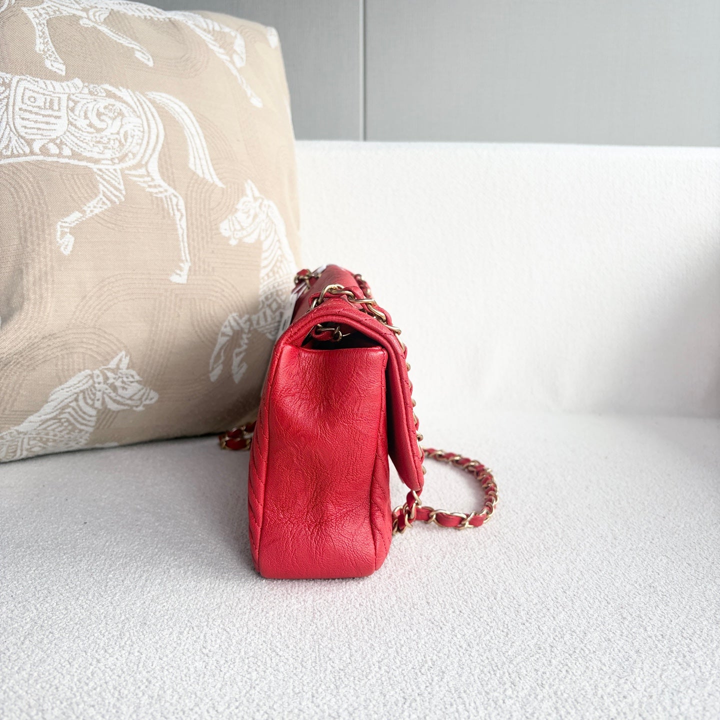 Chanel - Classic Flap - Leather - Red - (medium)