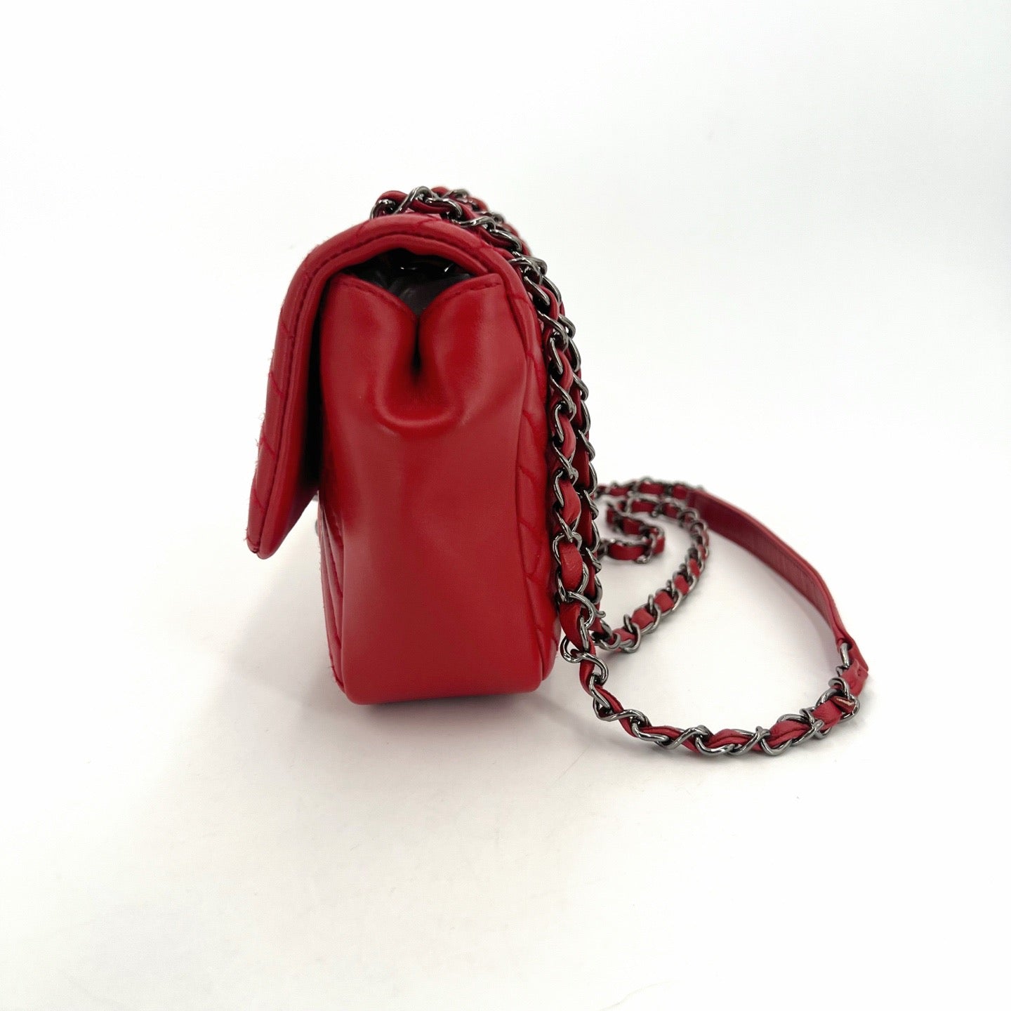 Chanel - Classic Flap - Leather - Red - (medium)