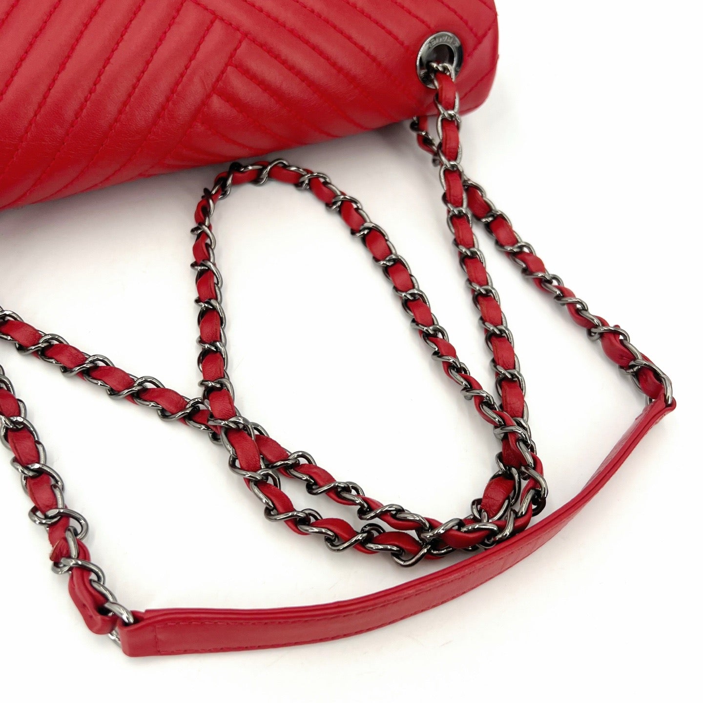 Chanel - Classic Flap - Leather - Red - (medium)