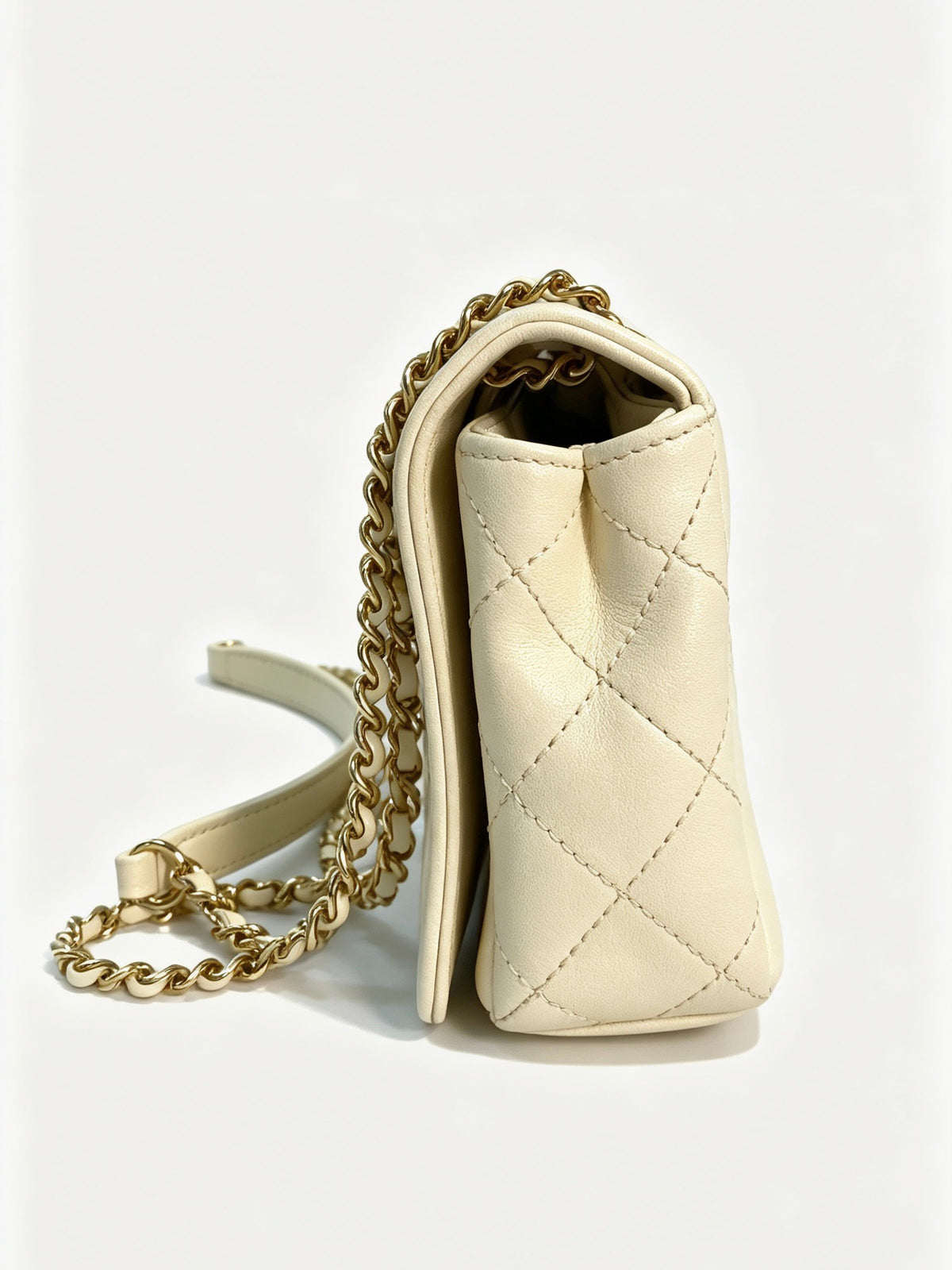 Chanel - Classic Flap - Leather - White