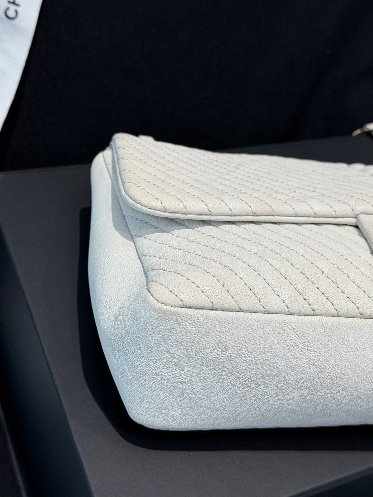 Chanel - Classic Flap - Leather - White