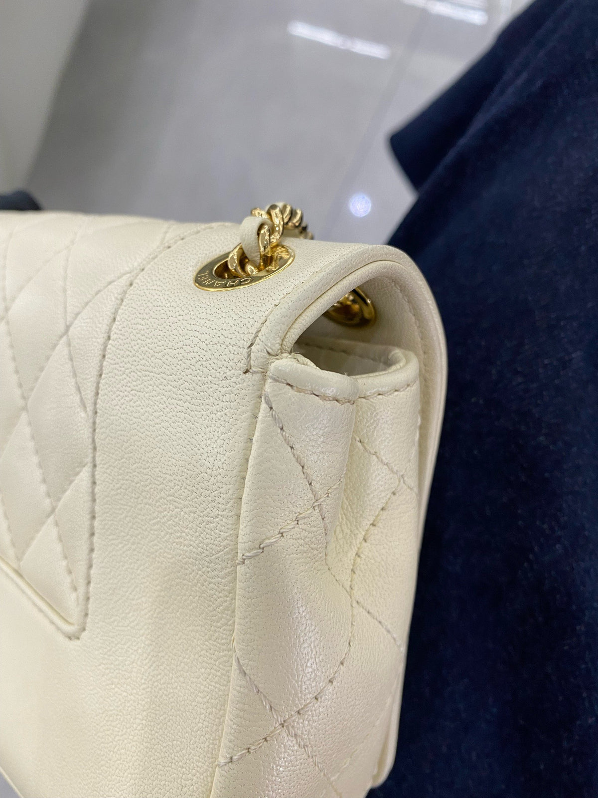Chanel - Classic Flap - Leather - White