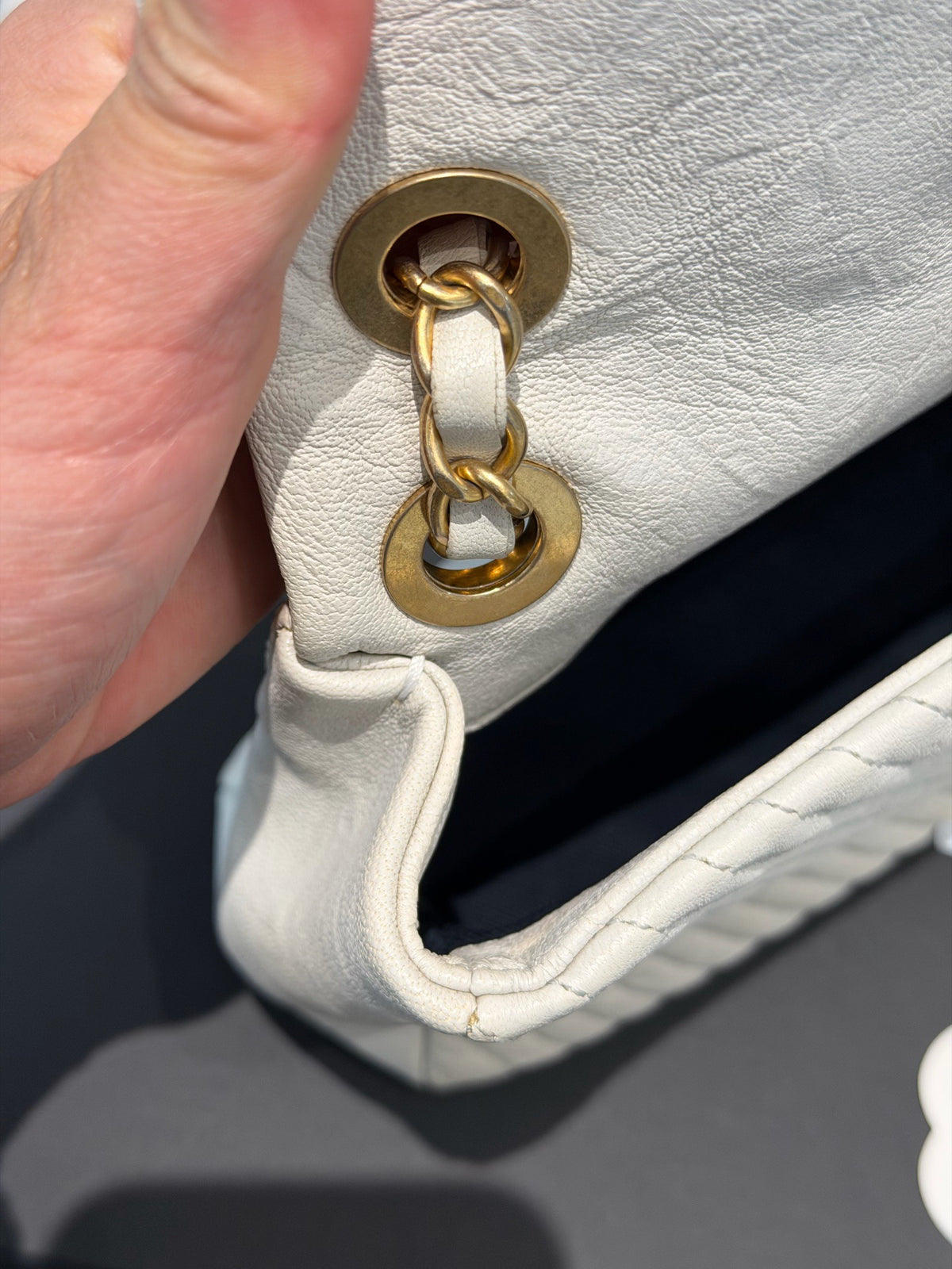Chanel - Classic Flap - Leather - White