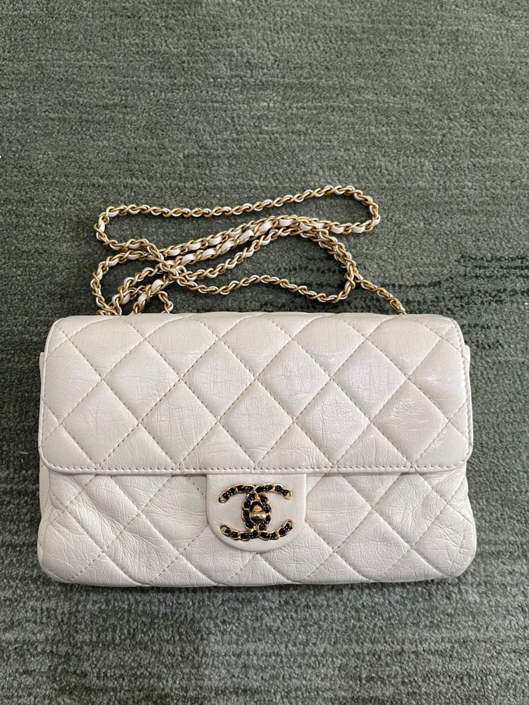 Chanel - Classic Flap - Leather - White - (mini)