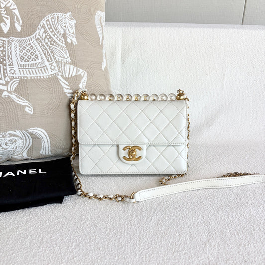 Chanel - Classic Flap - Leather - White - (mini)
