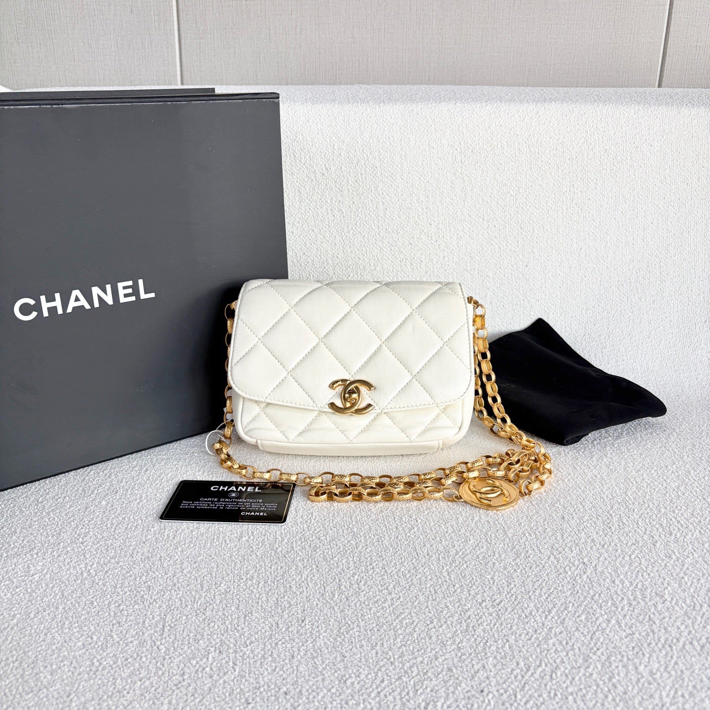 Chanel - Classic Flap - Leather - White - (mini)
