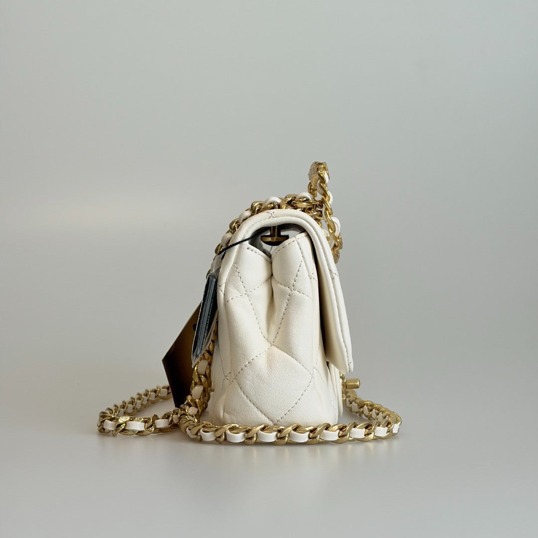 Chanel - Classic Flap - Leather - White - (mini)