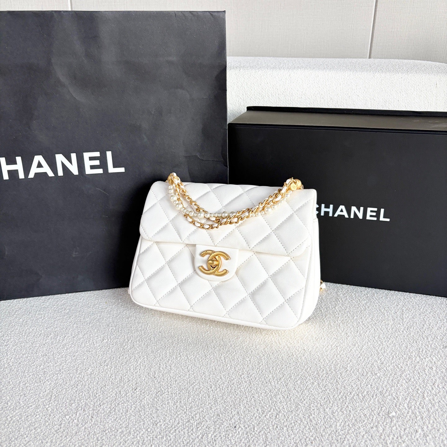 Chanel - Classic Flap - Leather - White - (mini)