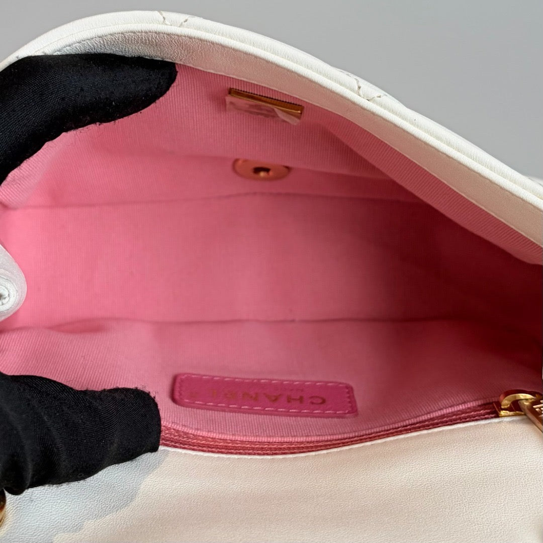 Chanel - Classic Flap - Leather - White - (mini)