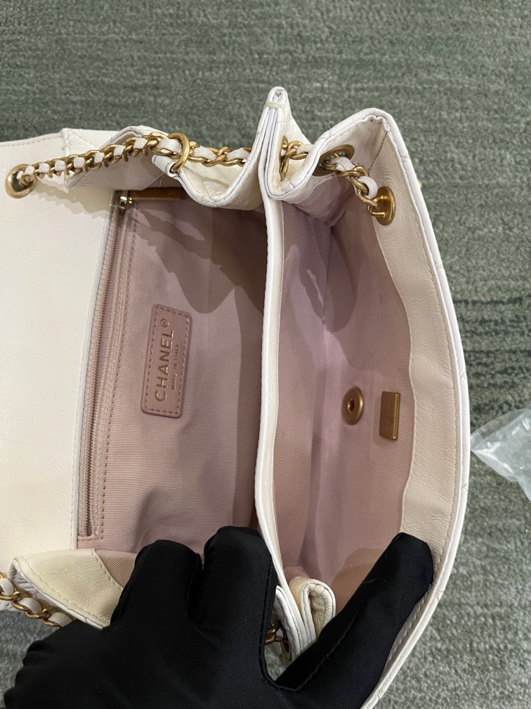 Chanel - Classic Flap - Leather - White - (mini)