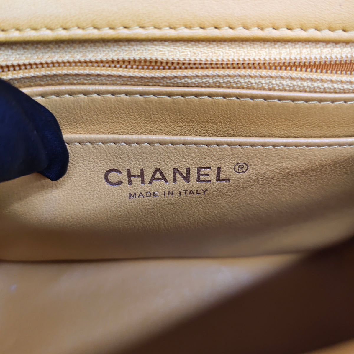 Chanel - Classic Flap - Leather - Yellow