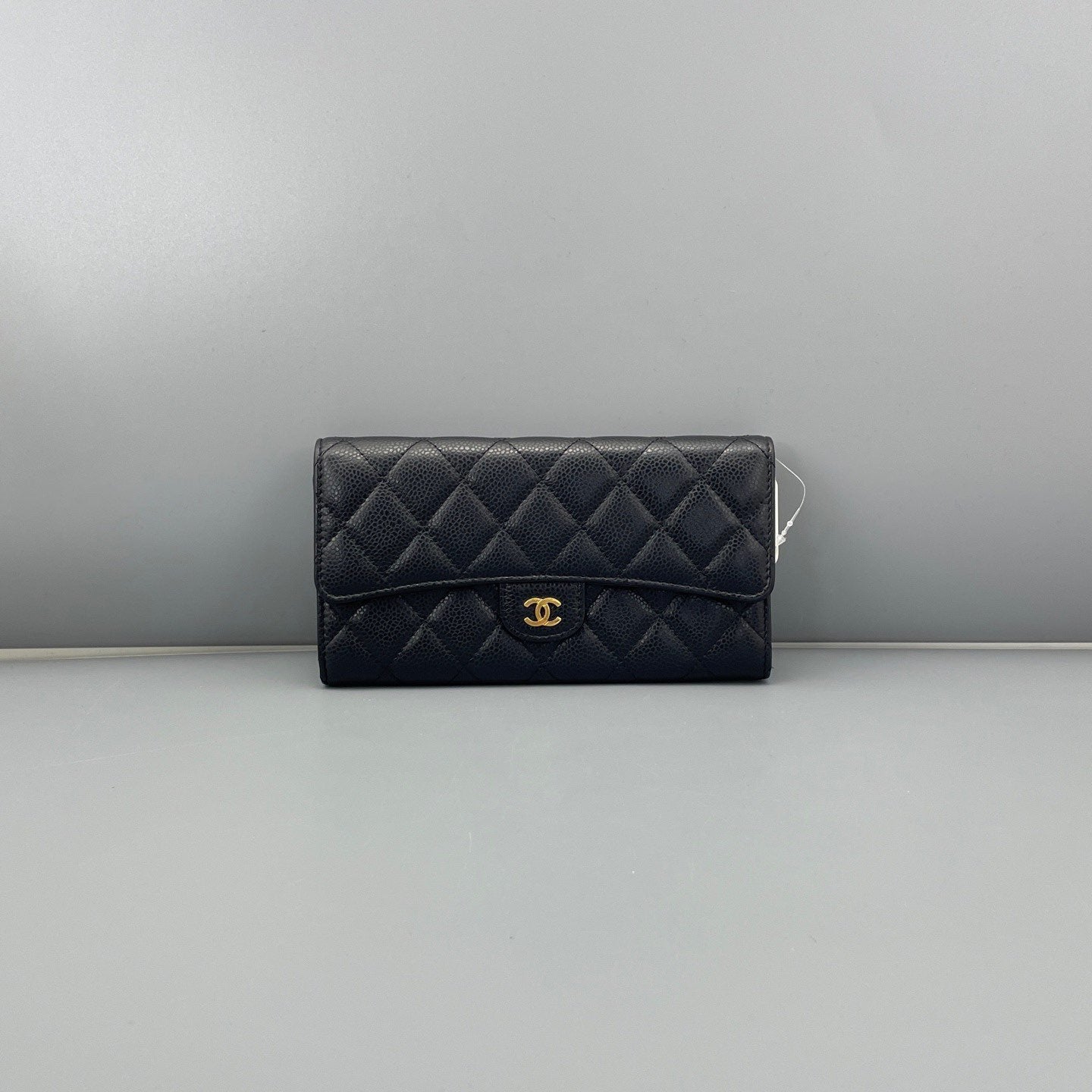 Chanel - Classic Flap Long Wallet - Caviar leather - Black with Gold-Tone Hardware