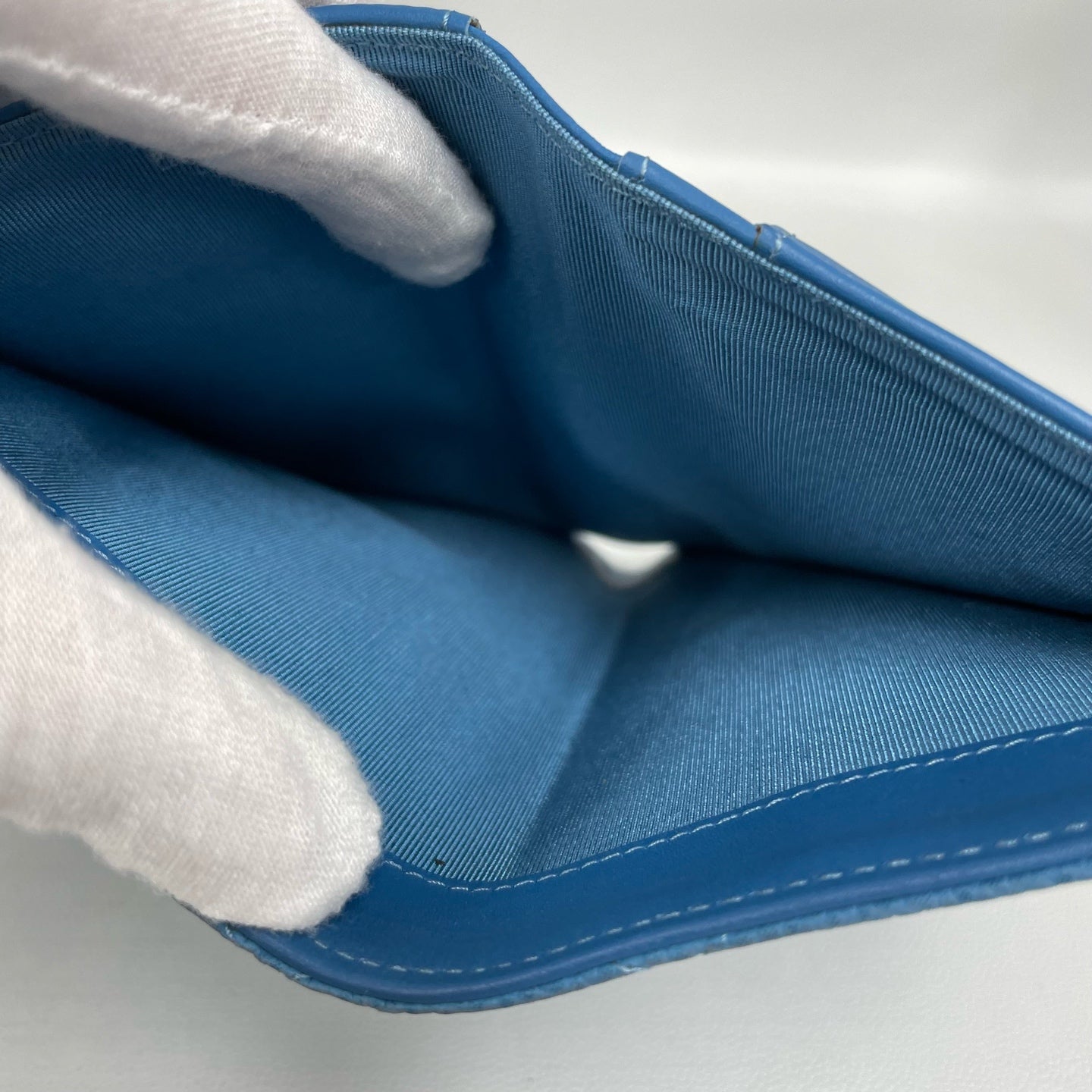 Chanel - Classic Flap Long Wallet - Caviar leather - Blue with Silver-Tone Hardware