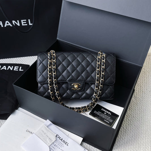 Chanel - Classic Flap Medium - Leather - Black - (medium)