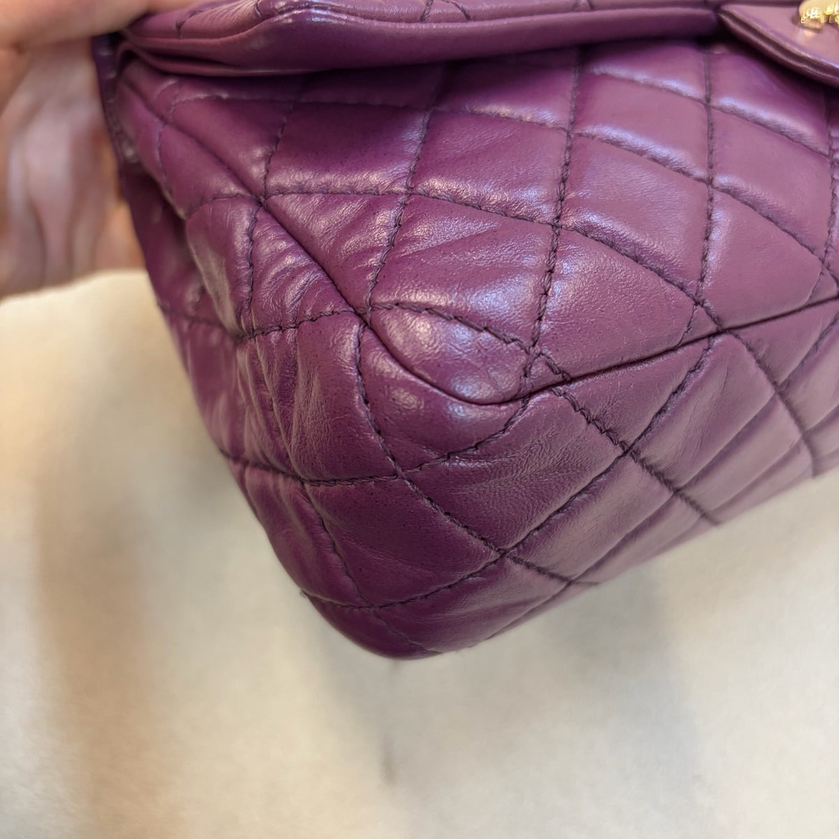 Chanel - Classic Flap Medium - Leather - Purple - (medium)
