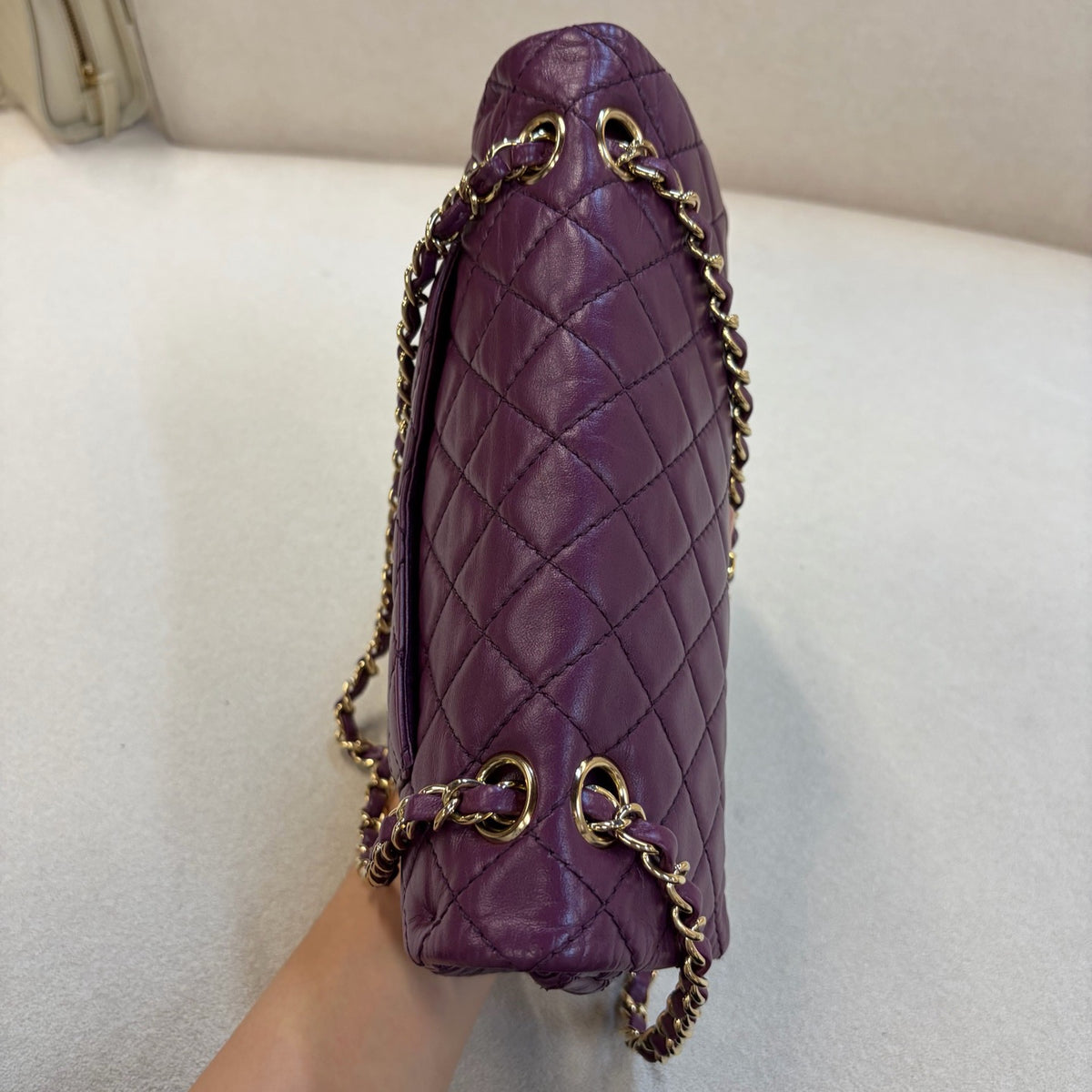 Chanel - Classic Flap Medium - Leather - Purple - (medium)