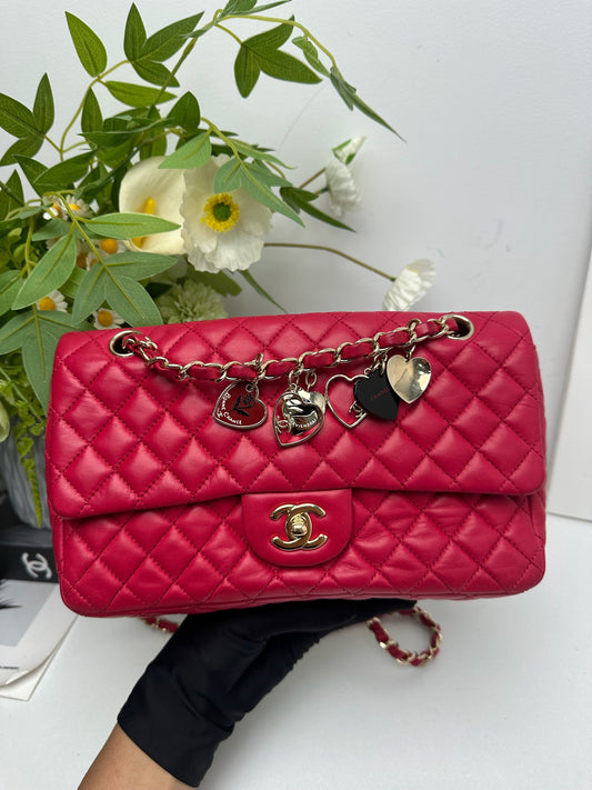 Chanel - Classic Flap Medium - Leather - Red - (medium)