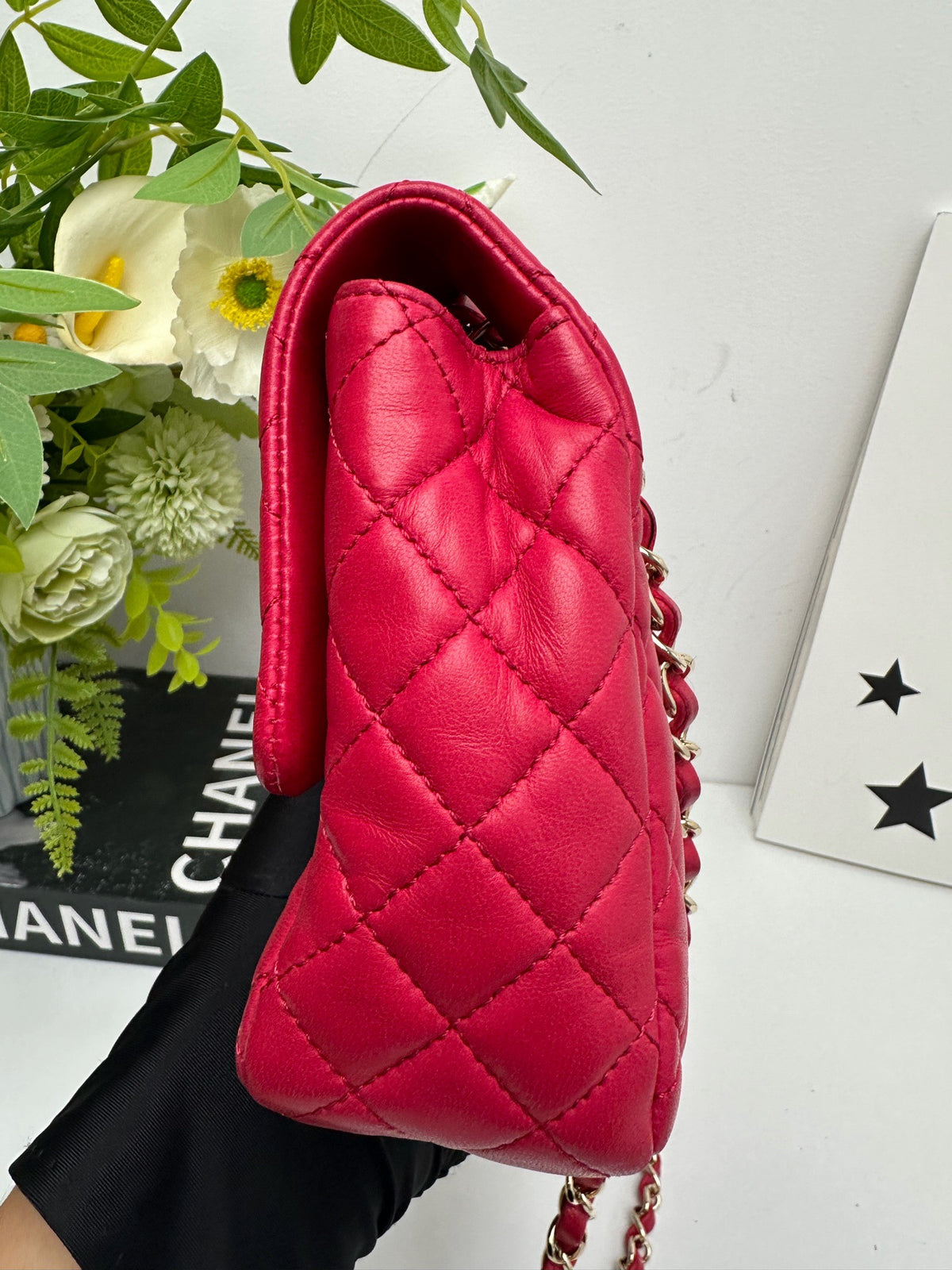 Chanel - Classic Flap Medium - Leather - Red - (medium)